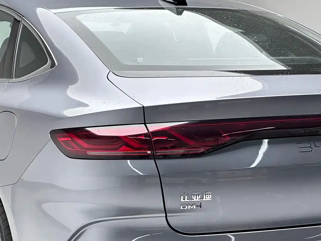 BYD Qin L 2025 — фото 18