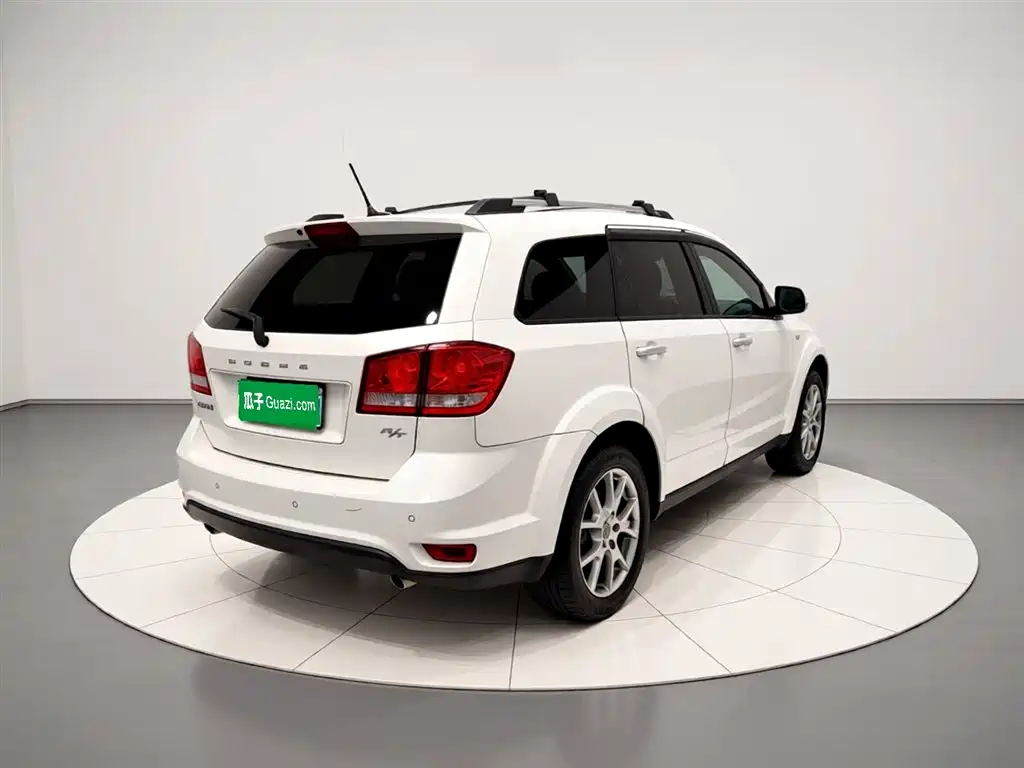 Dodge Journey 2017 — фото 6