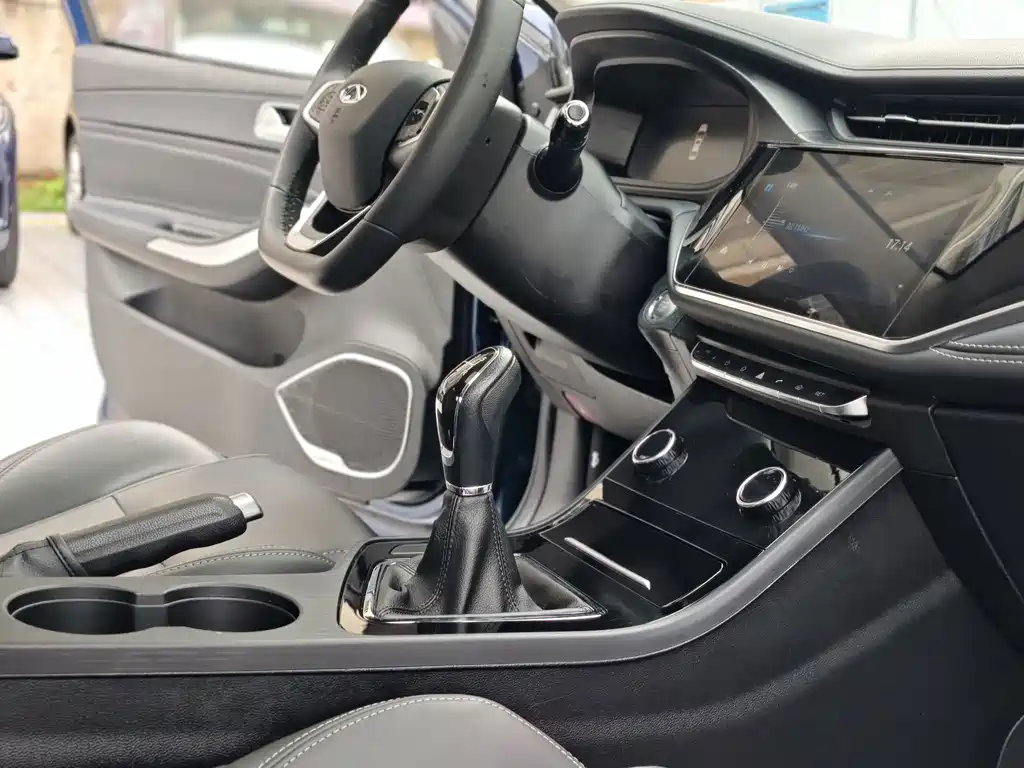 Chery Arrizo 5 PLUS 2022 — фото 12