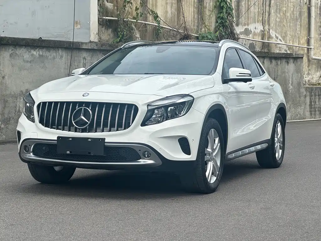 Mercedes-Benz GLA 2016 — фото 1