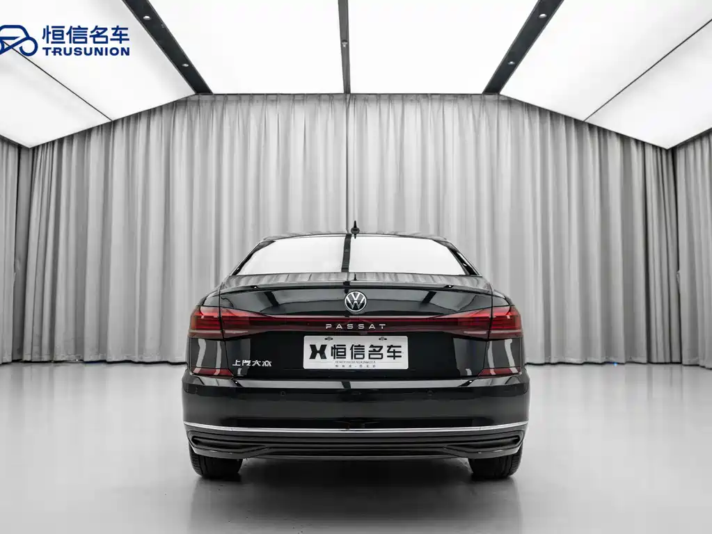 Volkswagen Passat — фото 5
