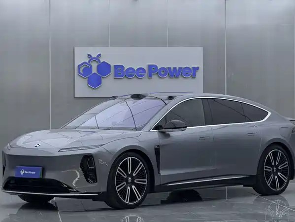 NIO ET9 2025