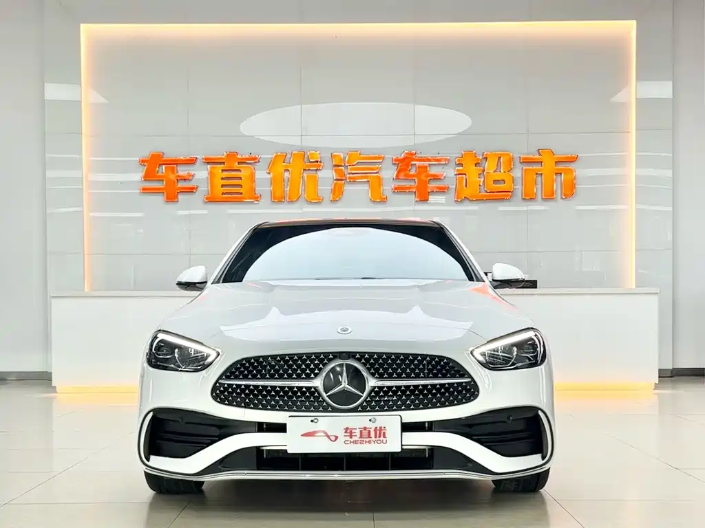 Mercedes-Benz C-Class 2023 — фото 3