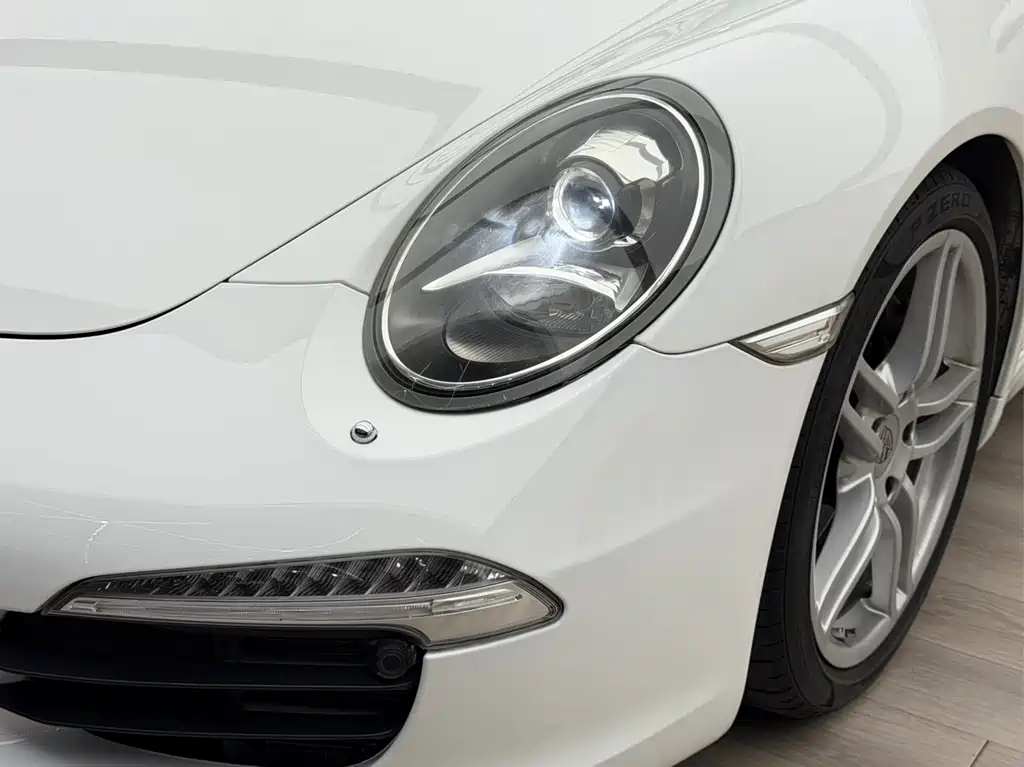 Porsche 911 2014 — фото 10