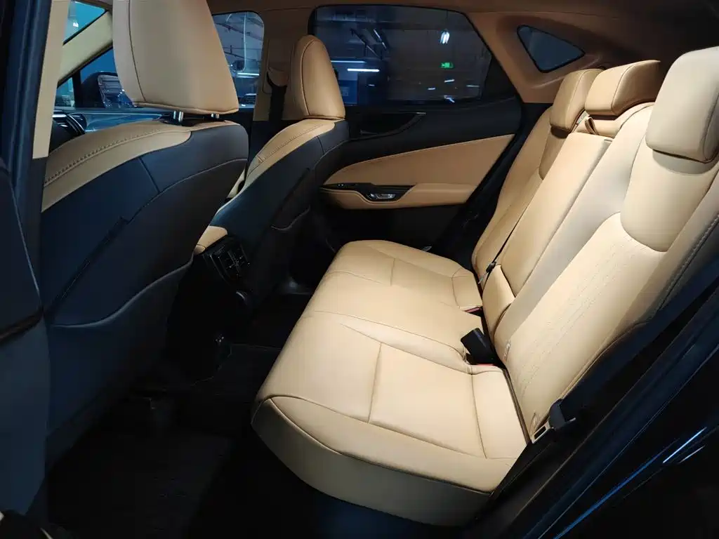 Lexus NX 2023 — фото 13