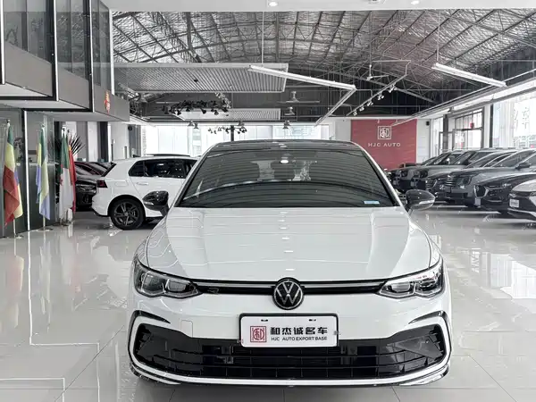 Volkswagen Golf 2022