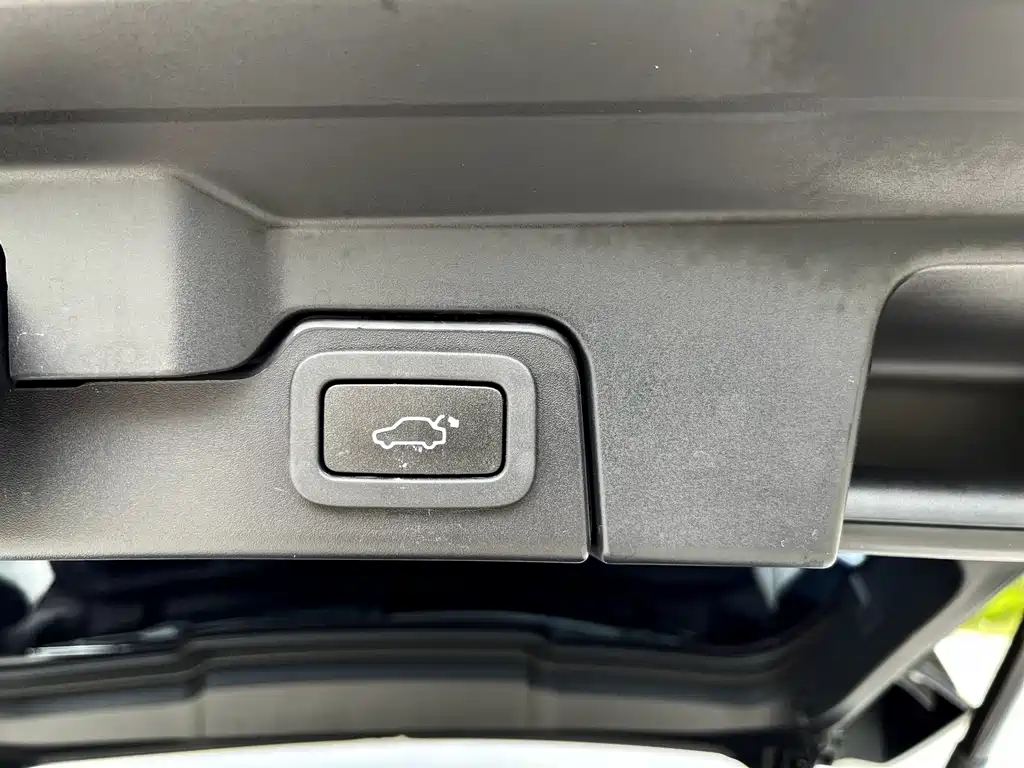 Land Rover Evoque 2018 — фото 19