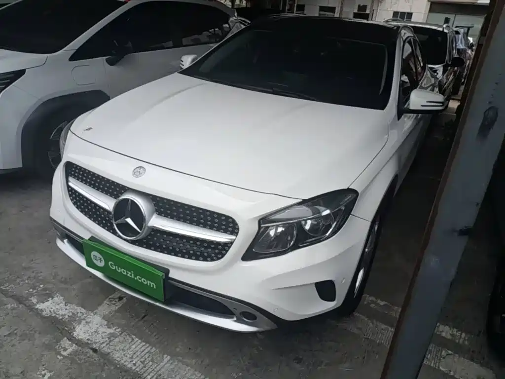 Mercedes-Benz GLA 2017 — фото 1
