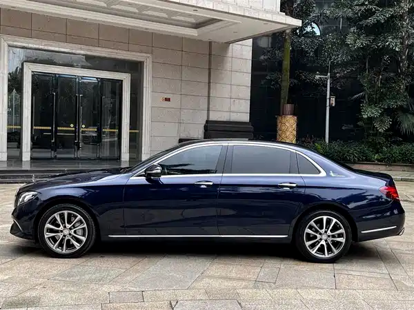 Mercedes-Benz E-Class 2016