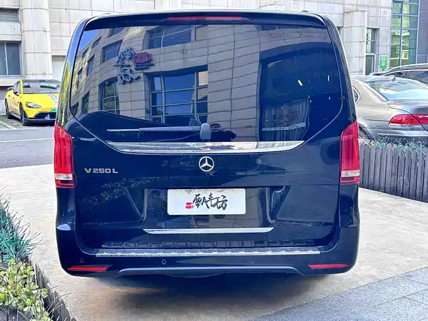 Mercedes-Benz V-Class 2020