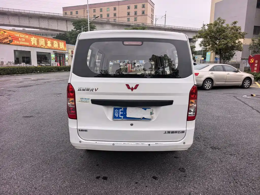 Wuling Rongguang V 2017 — фото 5