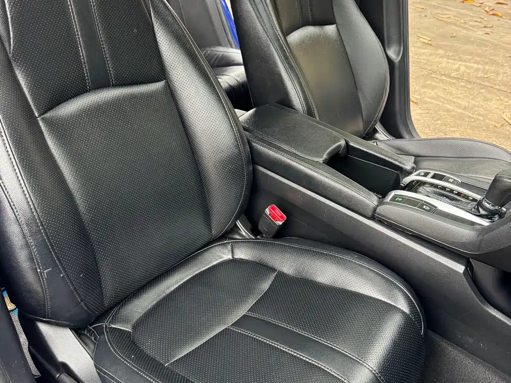 Honda Civic 2019 — фото 16