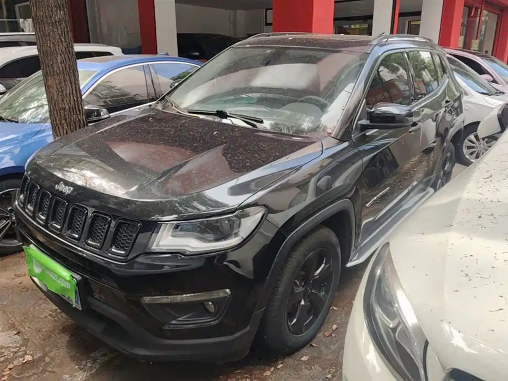 Jeep Compass 2019 — фото 1