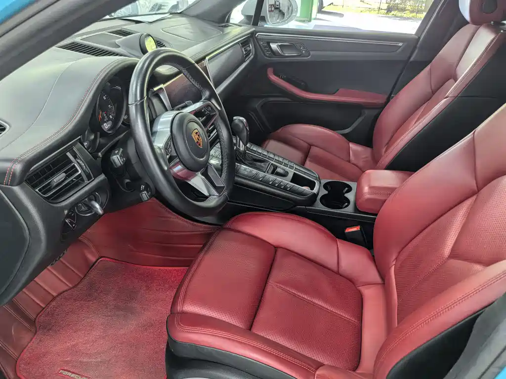 Porsche Macan 2019 — фото 8