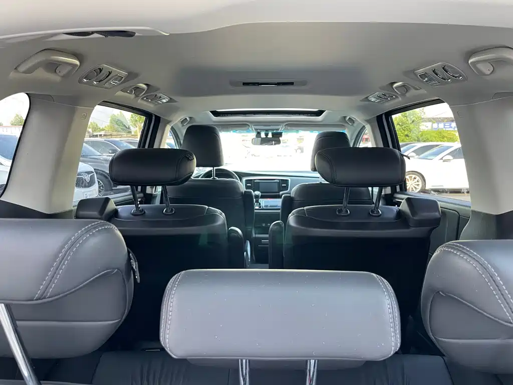 Honda Odyssey 2017 — фото 20