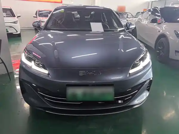 BYD Seal 06 2025