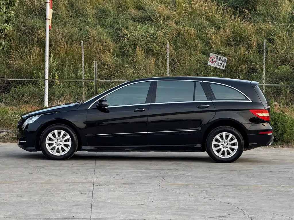 Mercedes-Benz R-Class 2014 — фото 4