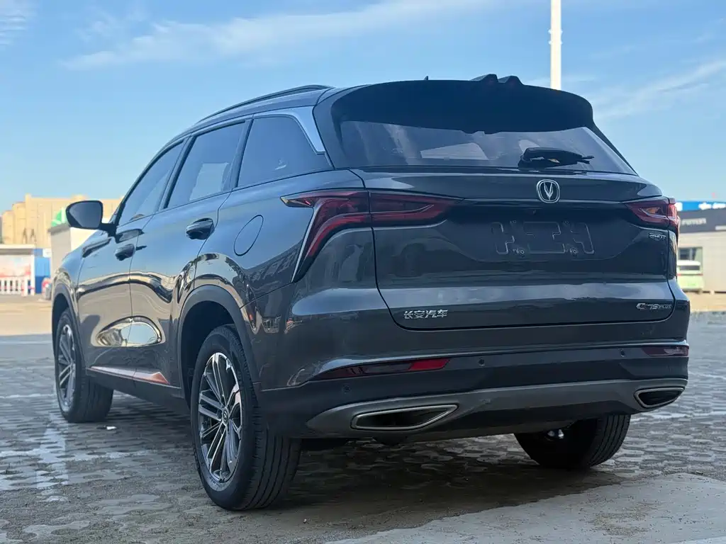 Changan CS75 PLUS 2021 — фото 17