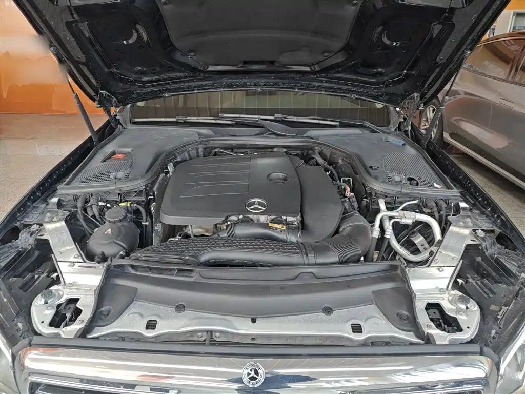Mercedes-Benz E-Class 2020 — фото 20