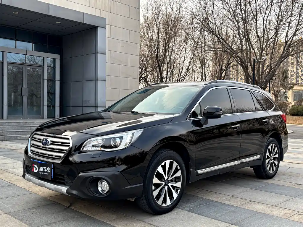 Subaru Outback 2015 — фото 1