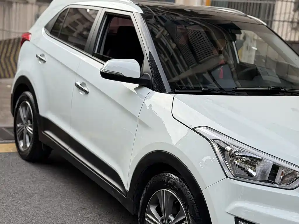 Hyundai ix25 2015 — фото 2