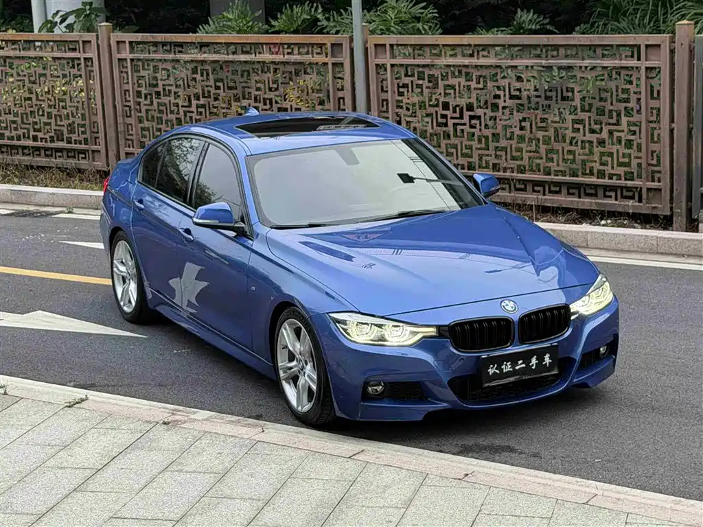 BMW 3 Series 2018 — фото 1