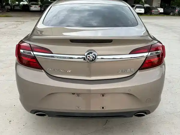 Buick Regal 2016