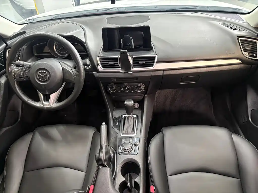 Mazda 3 Angkesela 2016 — фото 14