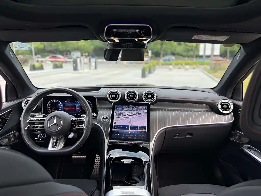 Mercedes-Benz GLC AMG 2024 — фото 7