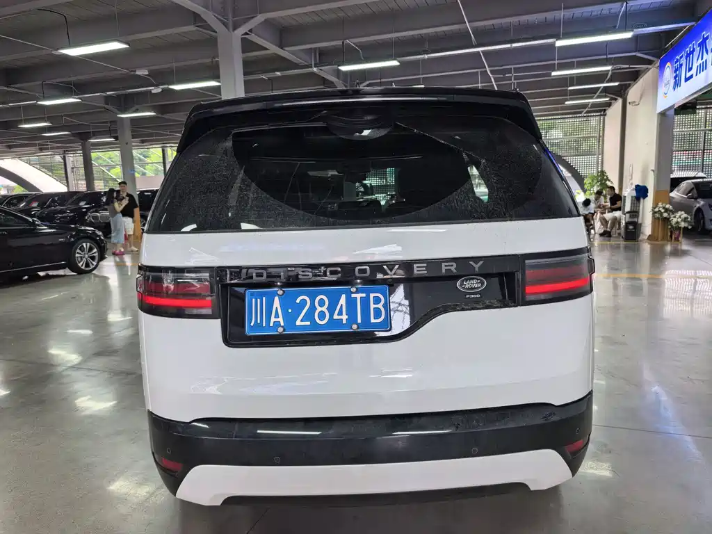 Land Rover Discovery 2022