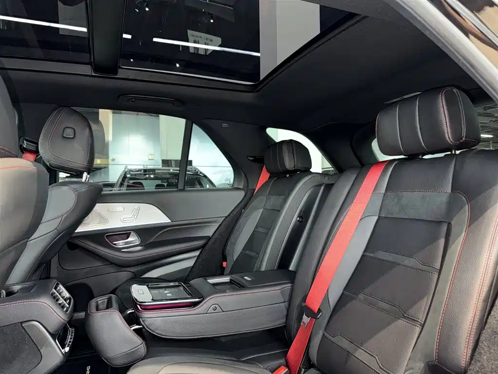 Mercedes-Benz GLE AMG 2025 — фото 21