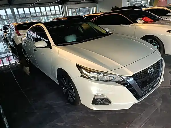 Nissan Teana 2021