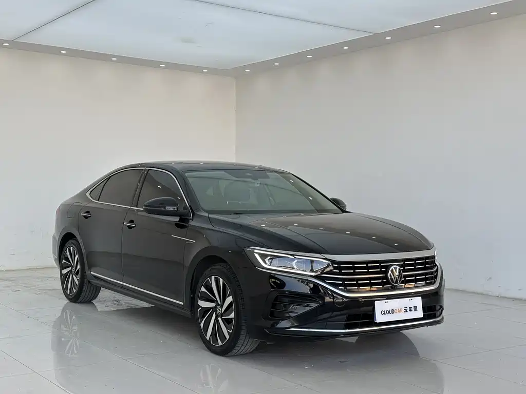 Volkswagen Passat 2024