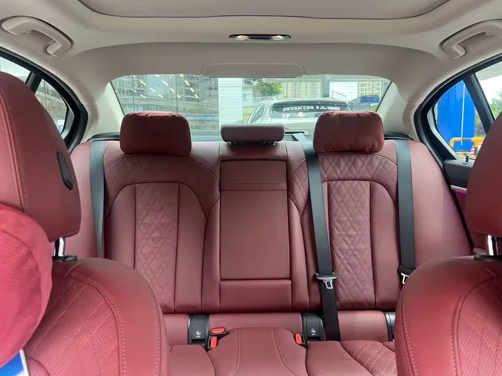 BMW i3 2023 — фото 14