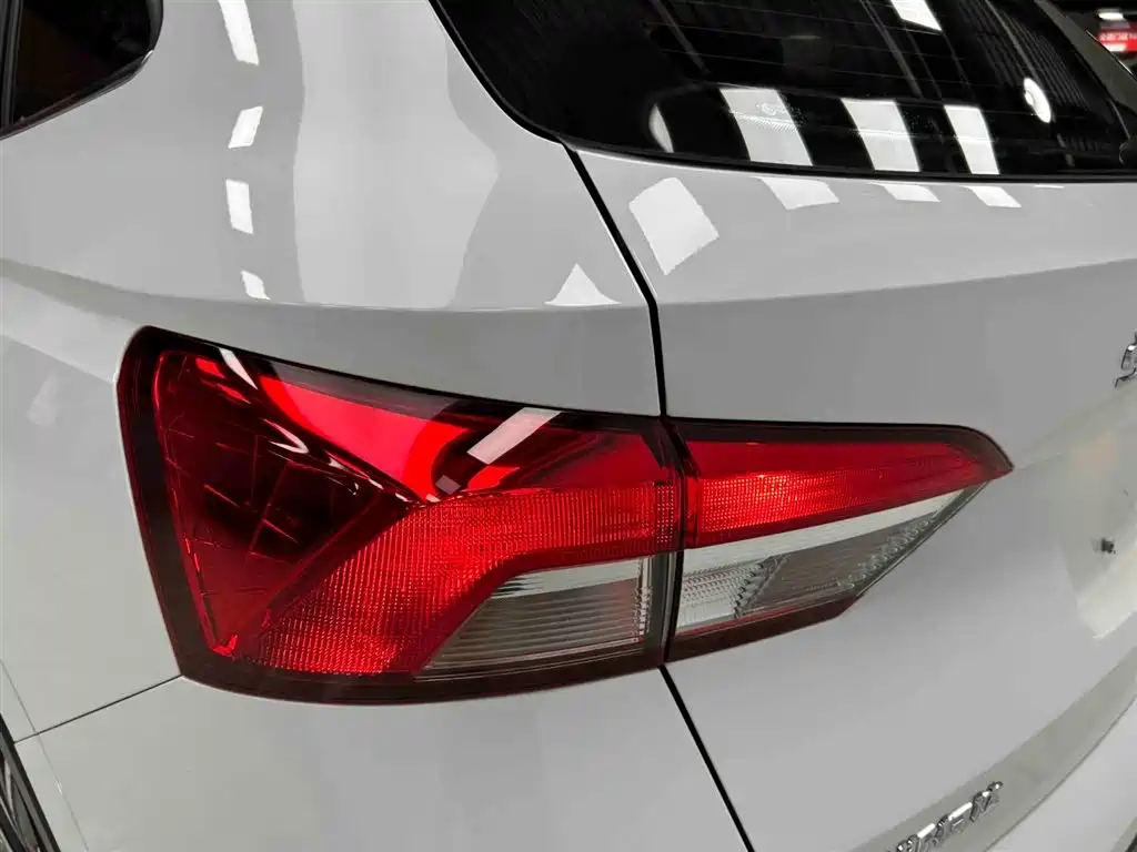 Skoda Kamiq 2024 — фото 18
