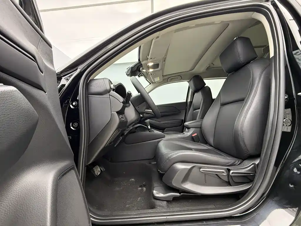 Honda Vezel 2023 — фото 16