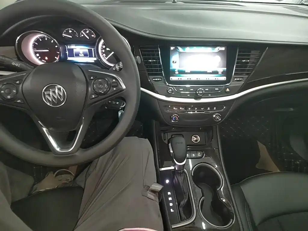 Buick Verano 2018 — фото 10