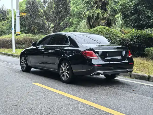 Mercedes-Benz E-Class 2018