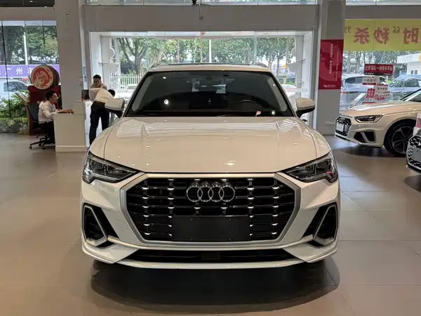 Audi Q3 2022