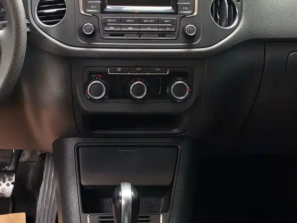 Volkswagen Tiguan 2015