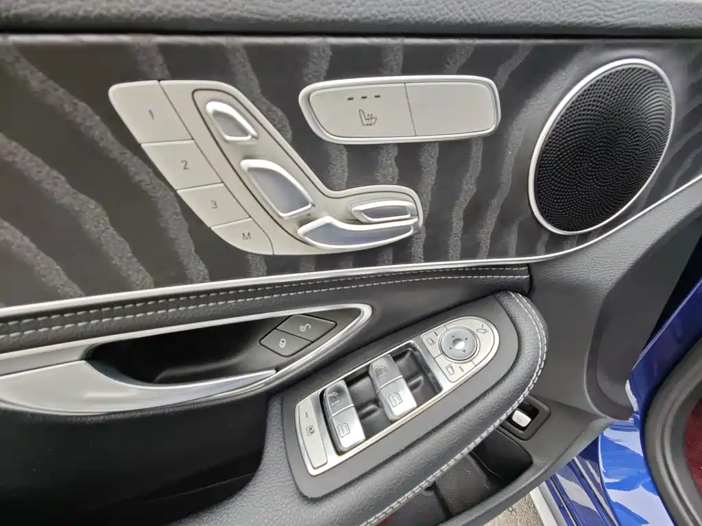 Mercedes-Benz C-Class 2019 — фото 14