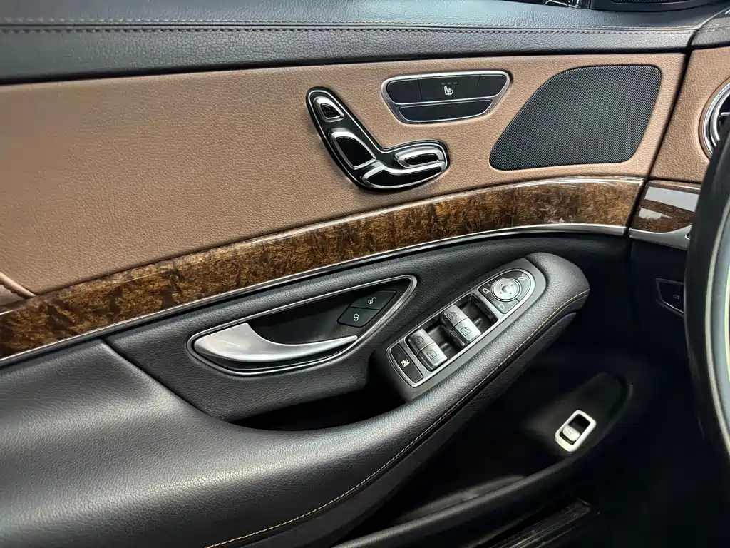 Mercedes-Benz S-Class 2015 — фото 19