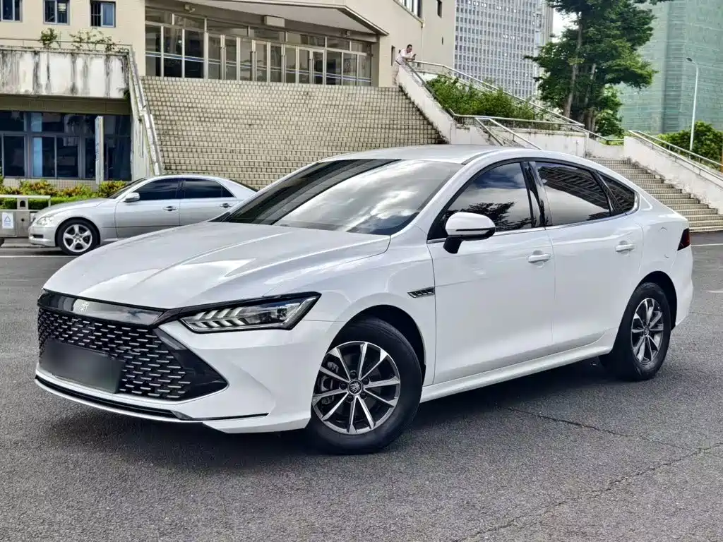 BYD Qin PLUS 2025 — фото 2