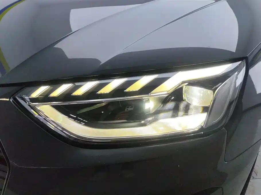 Audi A4L 2022