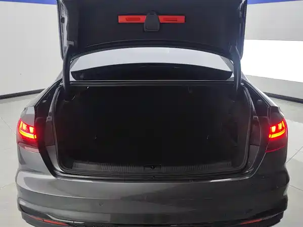 Audi A4L 2022
