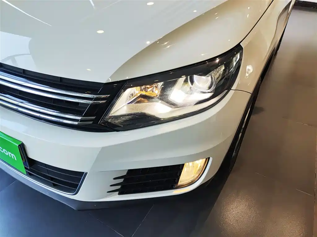 Volkswagen Tiguan 2017 — фото 18