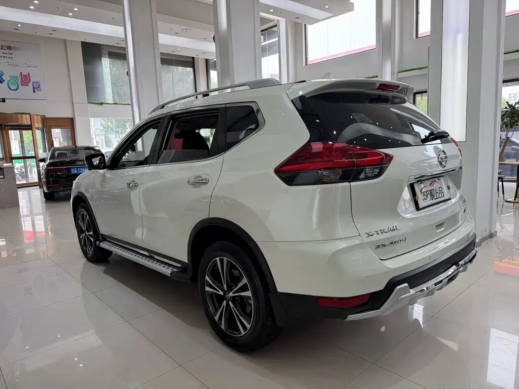 Nissan X-Trail 2019 — фото 12