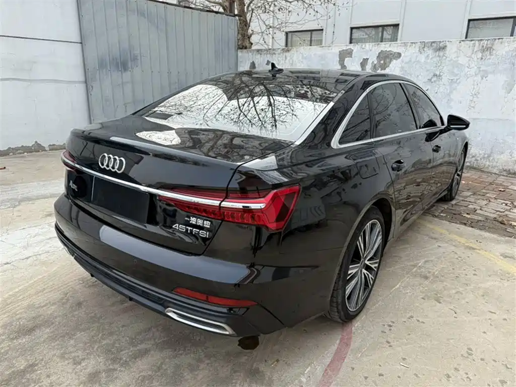 Audi A6L 2022 — фото 13