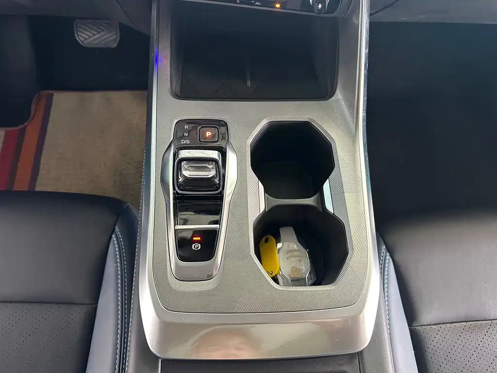 GAC Motor Trumpchi GS3 2025 — фото 17