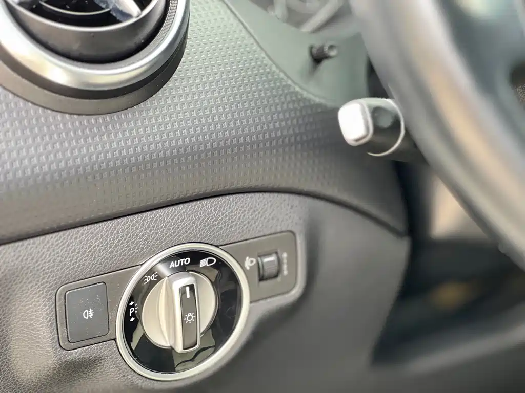 Mercedes-Benz A-Class 2014 — фото 24